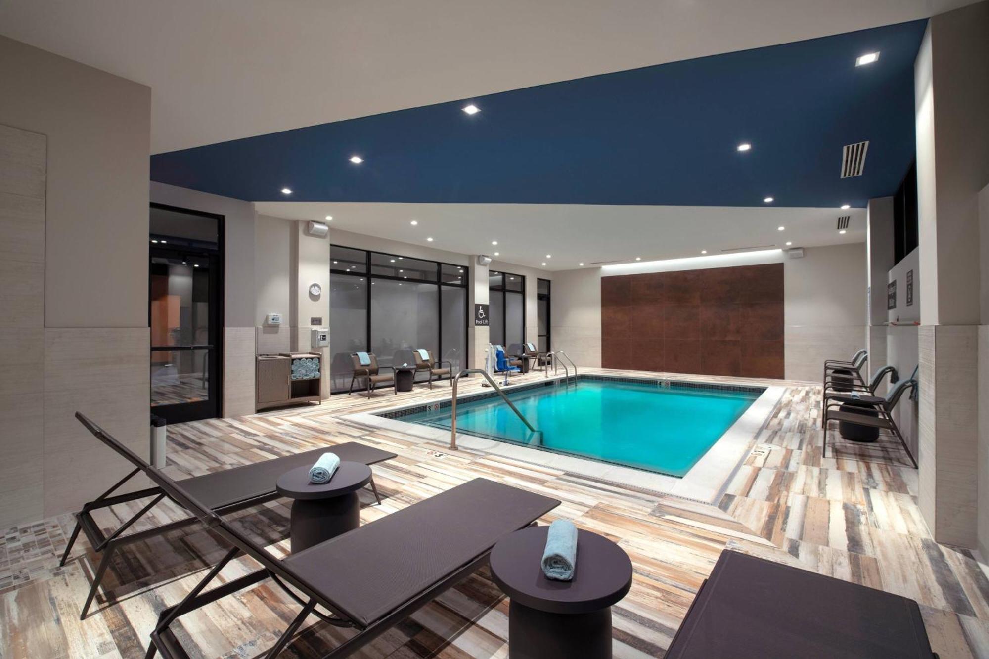 Residence Inn By Marriott Manchester Downtown Extérieur photo
