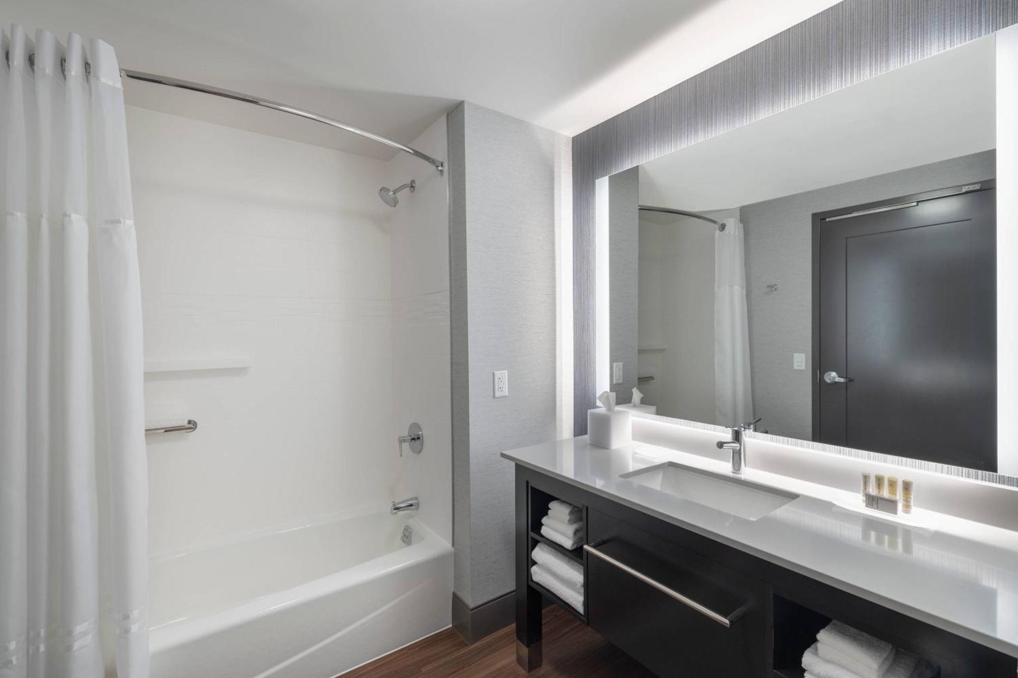 Residence Inn By Marriott Manchester Downtown Extérieur photo